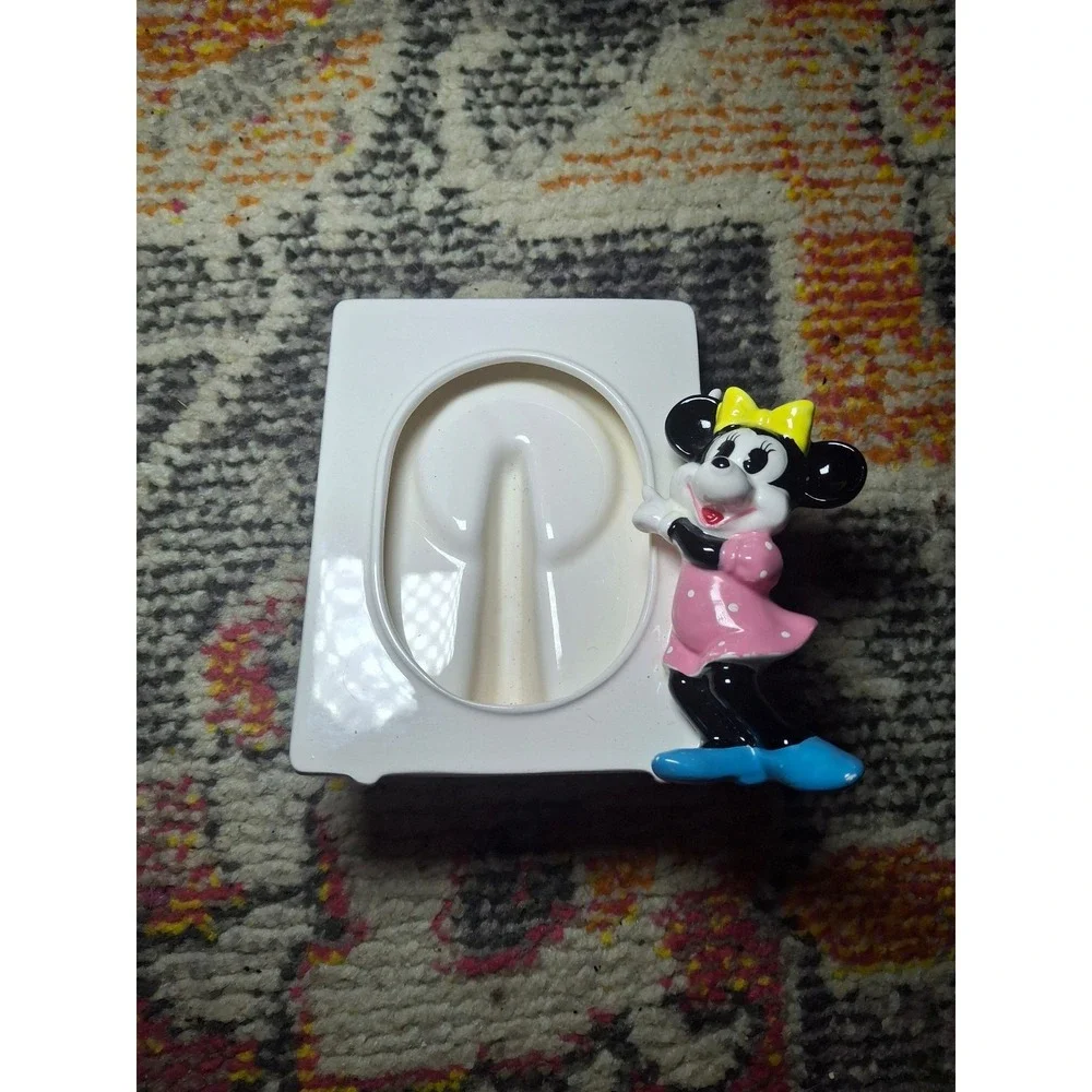 Disneys vintage Minnie mouse picture frame